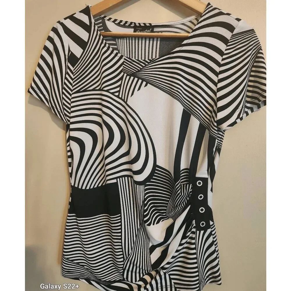 f12 Modes Crystal Fashions black n white blouse Sz medium